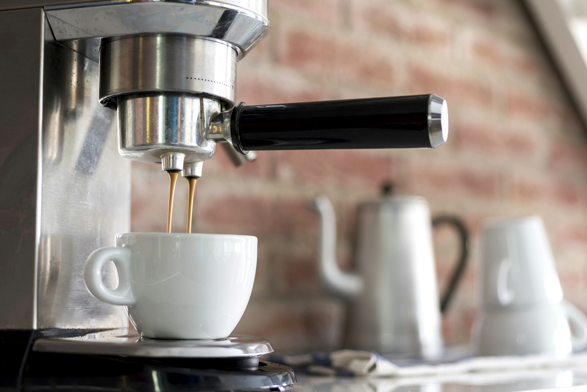 How to Set Up a Home Coffee Bar for the New Year